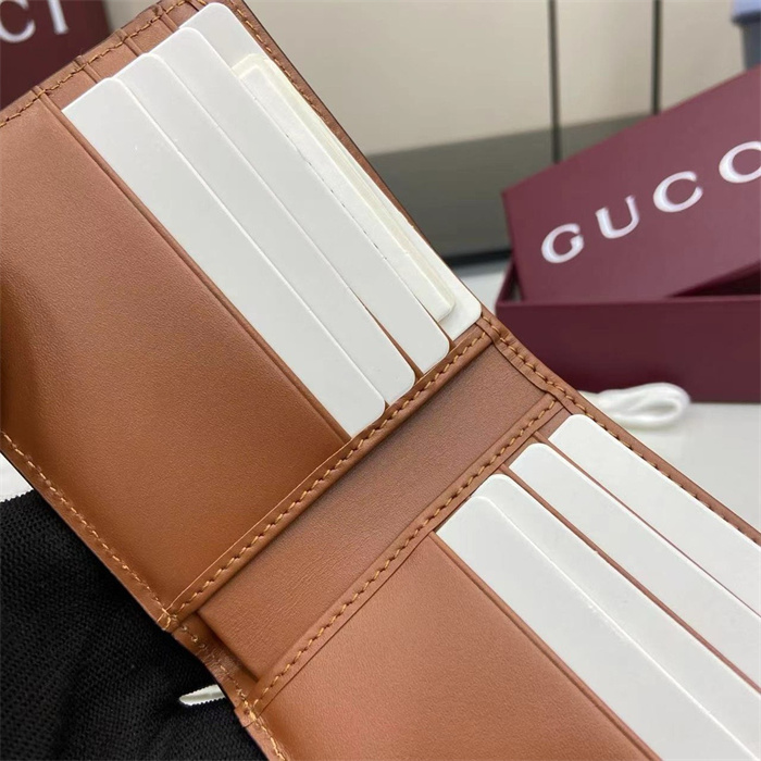 47위 GUCCI 구찌 GG 엠블럼 반지갑 821200-2