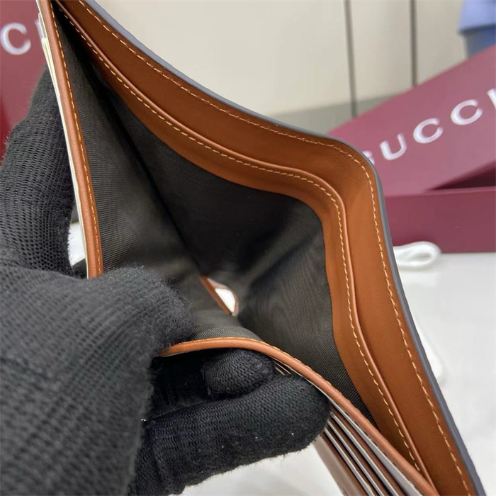 47위 GUCCI 구찌 GG 엠블럼 반지갑 821200-2