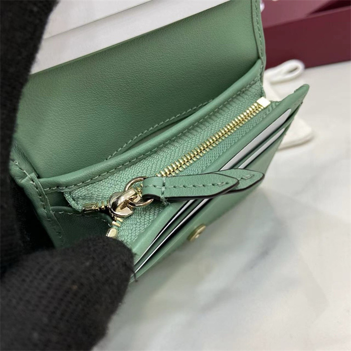 GUCCI 구찌 GG 엠블럼 반지갑 820692 4COLOR