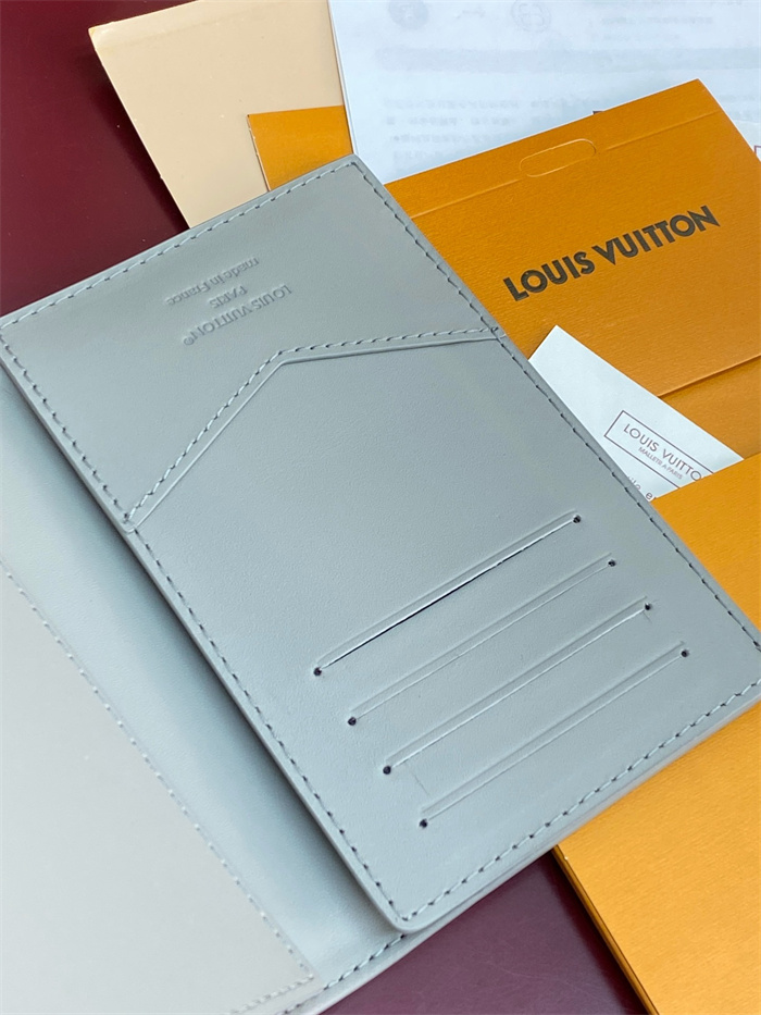 LOUIS VUITTON 루이비통 패스포트 커버 여권지갑 M14798