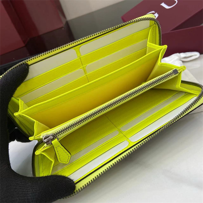 GUCCI 구찌 투톤 GG 장지갑 835324