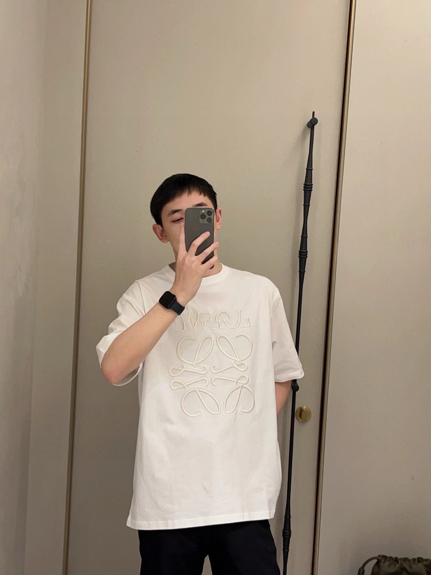b.jpg