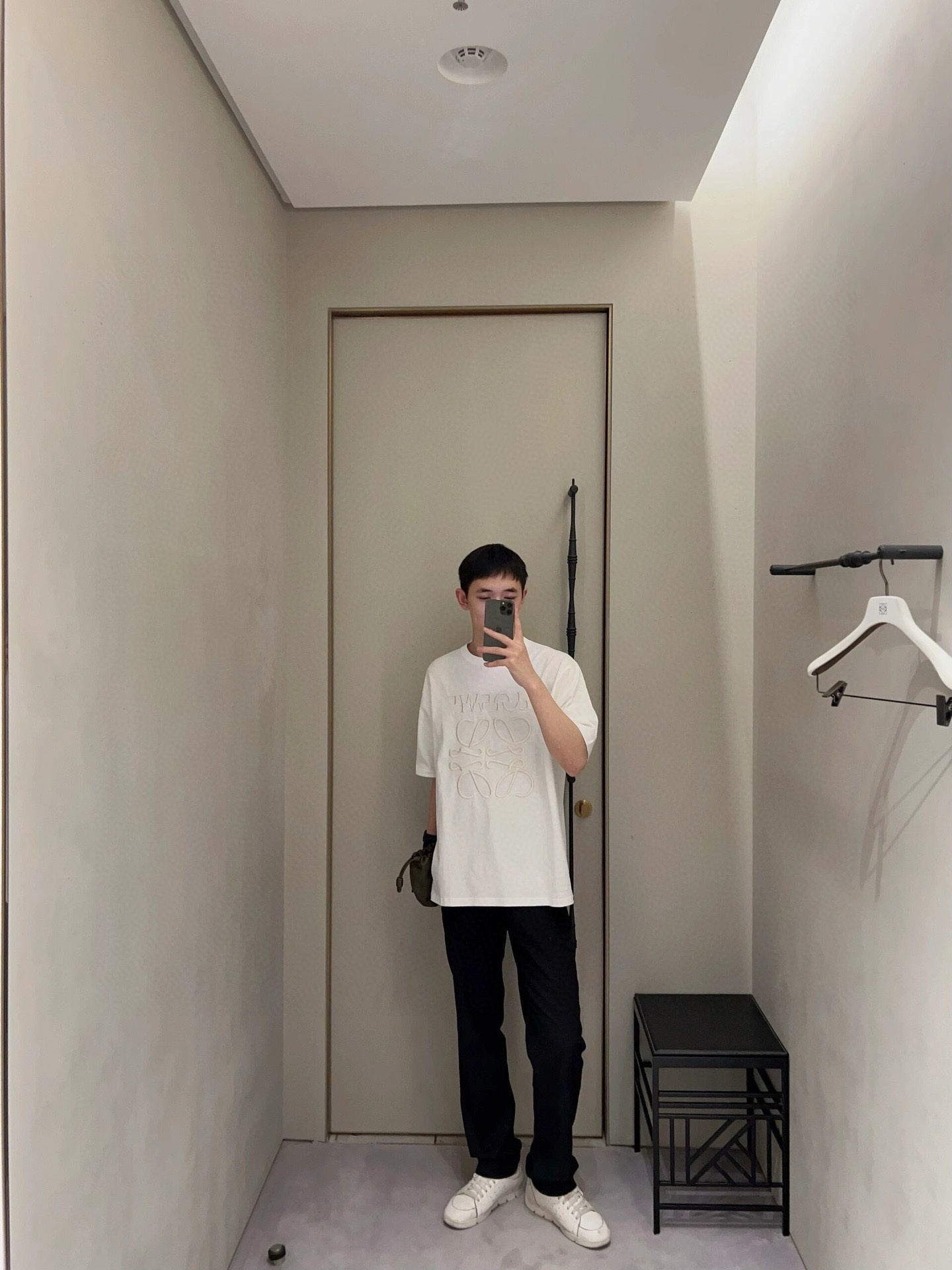 c.jpg