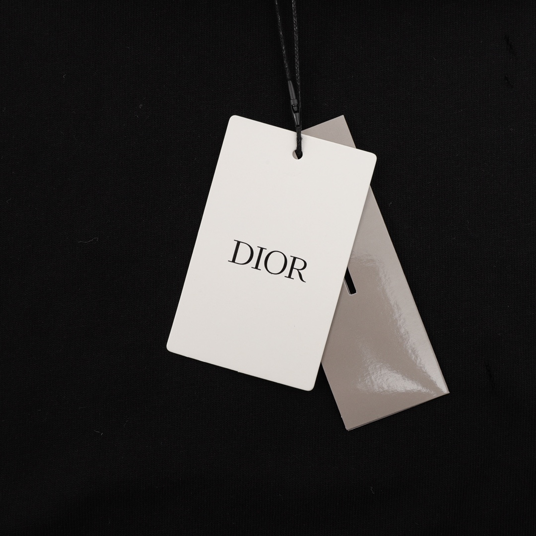 d.jpg