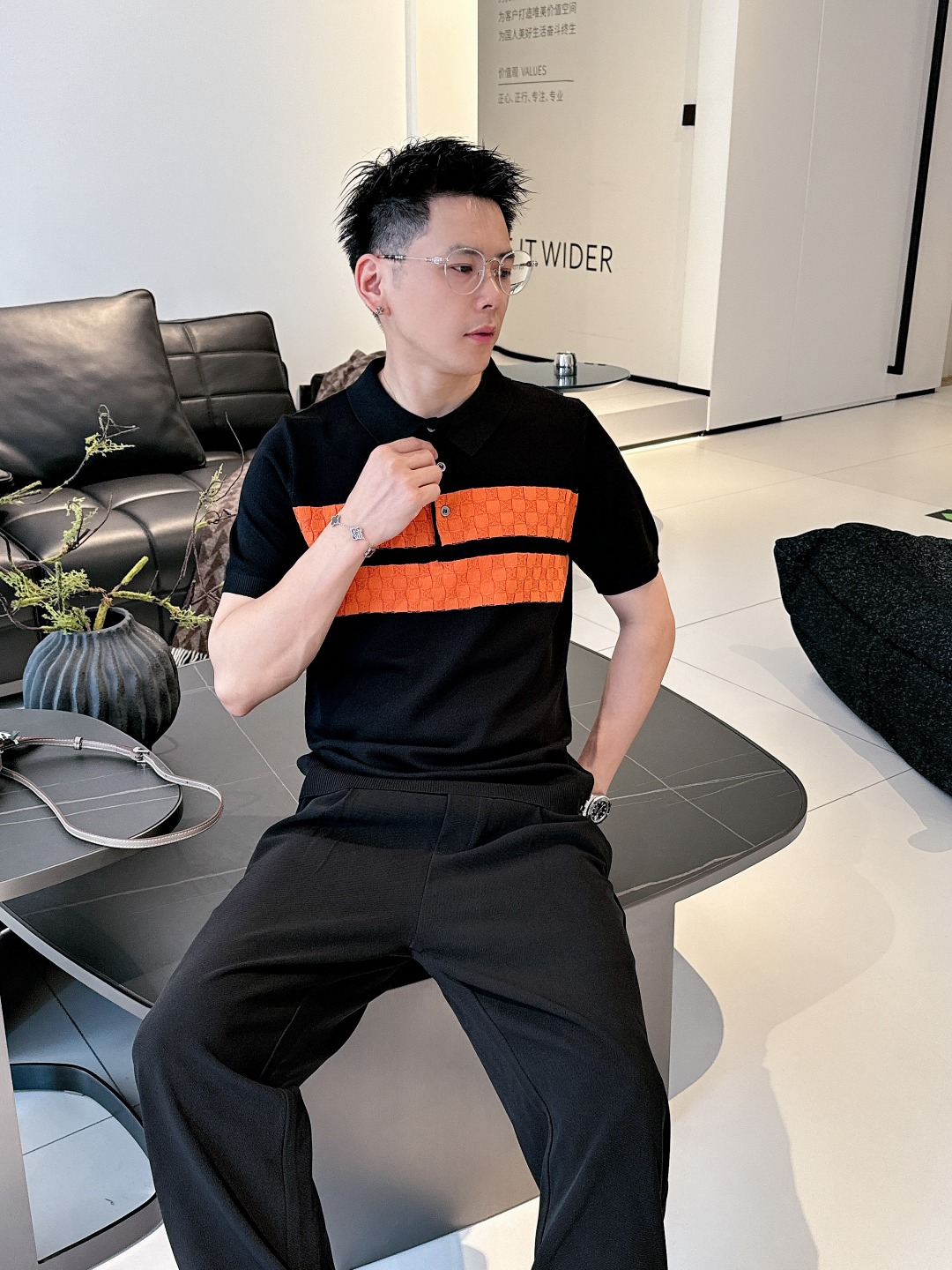 d.jpg