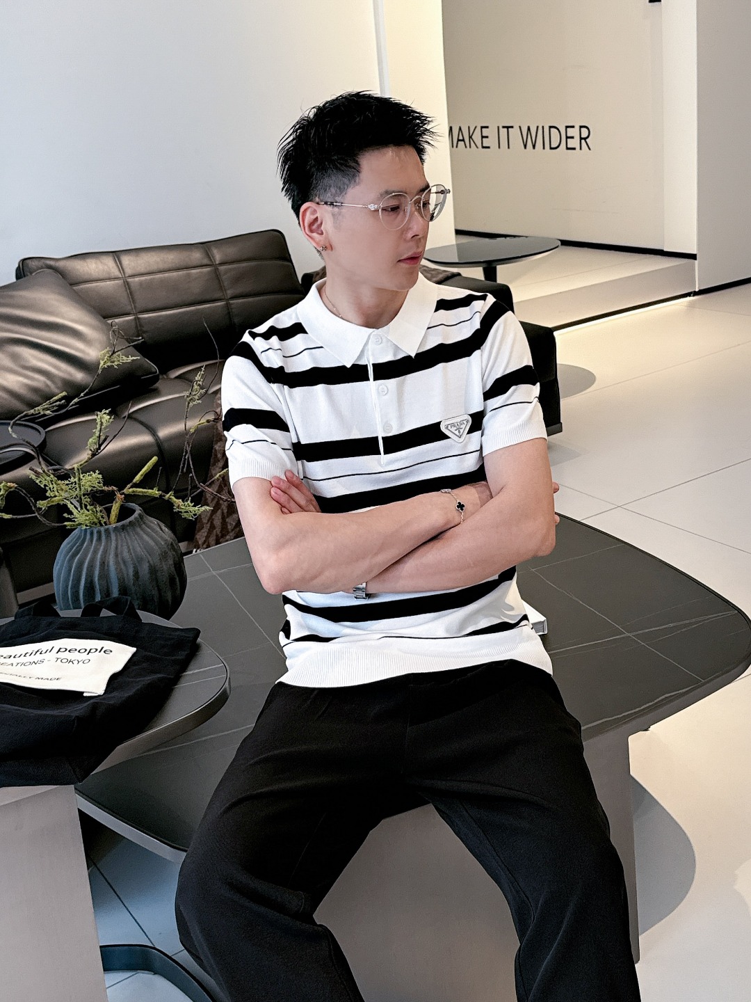 d.jpg