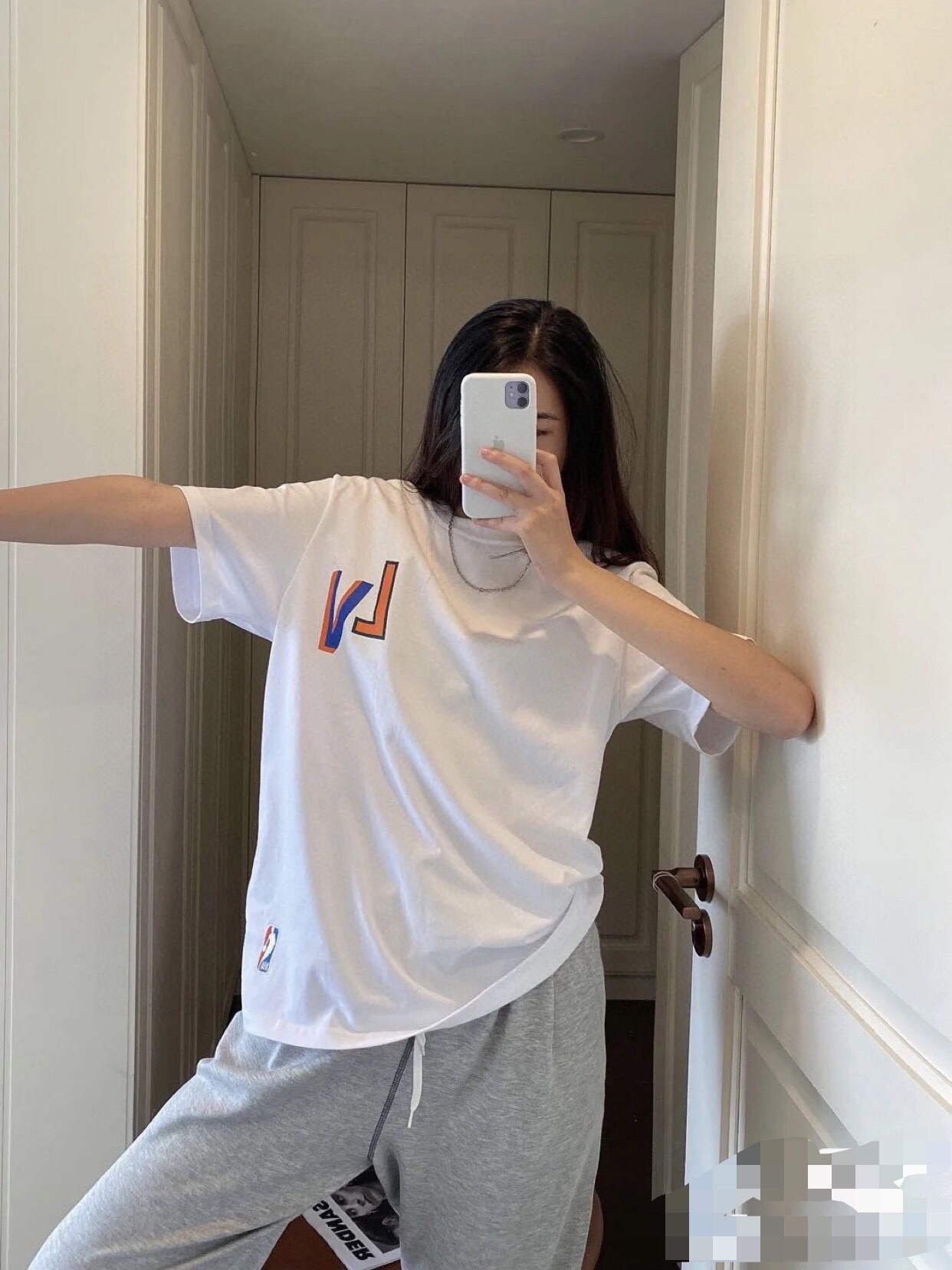 d.jpg