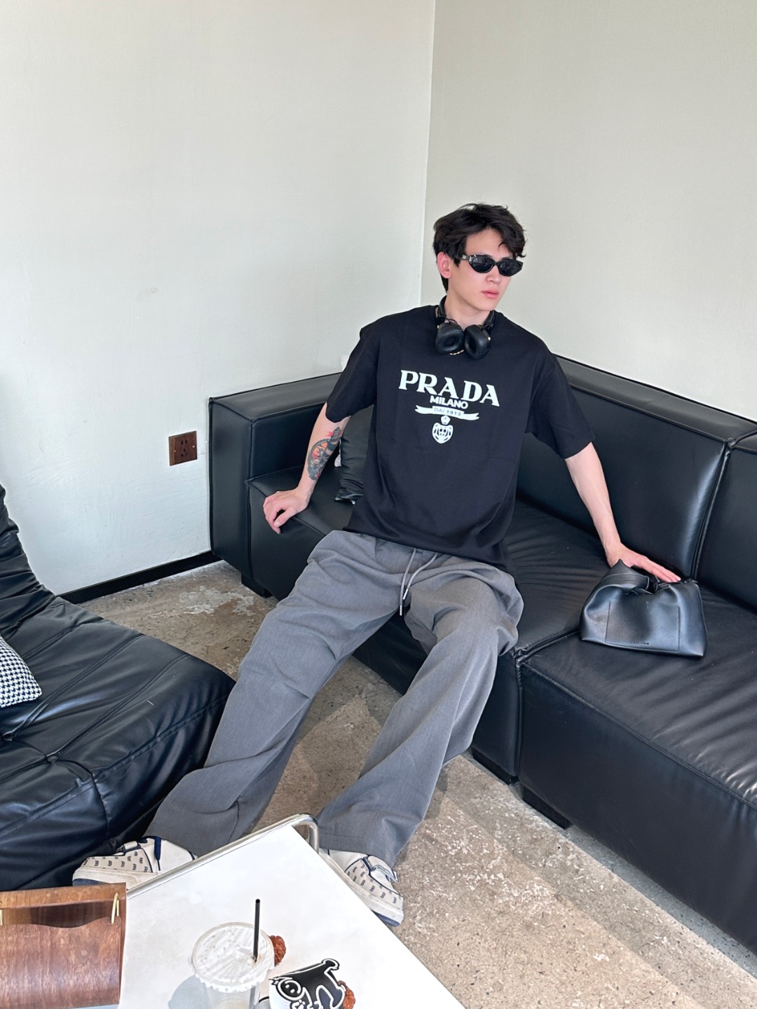 b.jpg