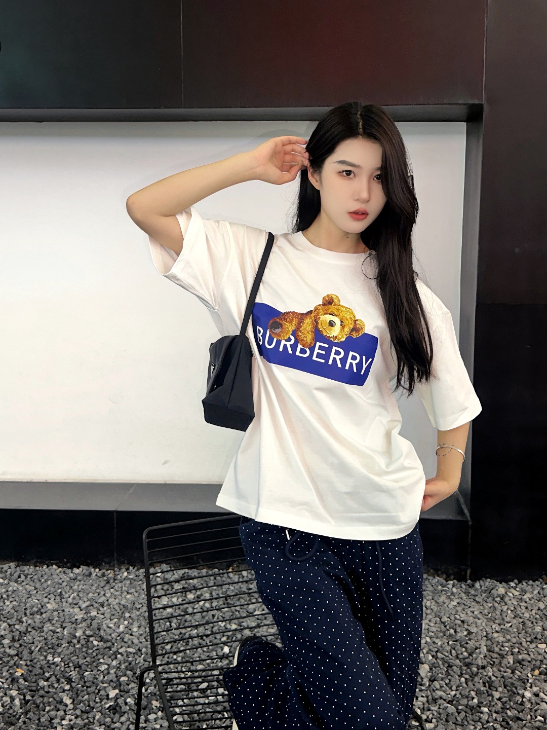 b.jpg