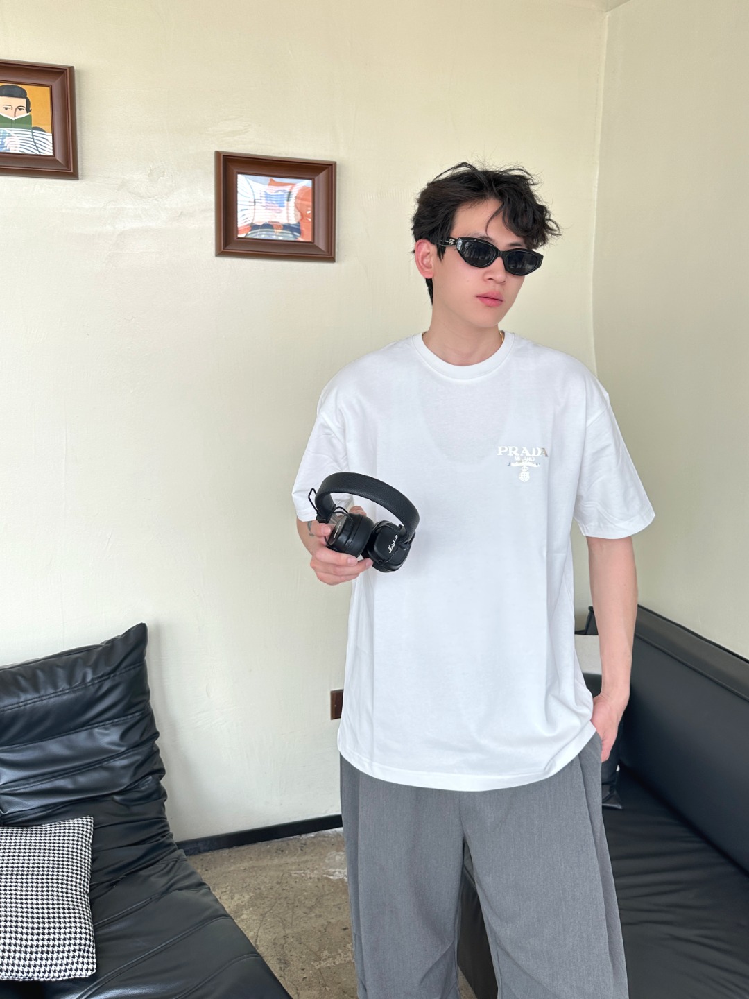 b.jpg